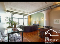 1530 S State St, Unit 618 in Chicago, IL - Building Photo - Building Photo