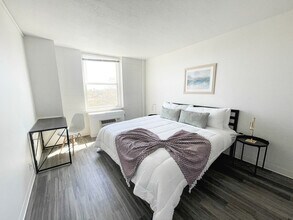 2515 Burnet Ave in Cincinnati, OH - Building Photo - Building Photo