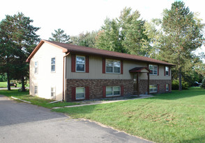 6084-6092 Clark Rd in Bath, MI - Building Photo