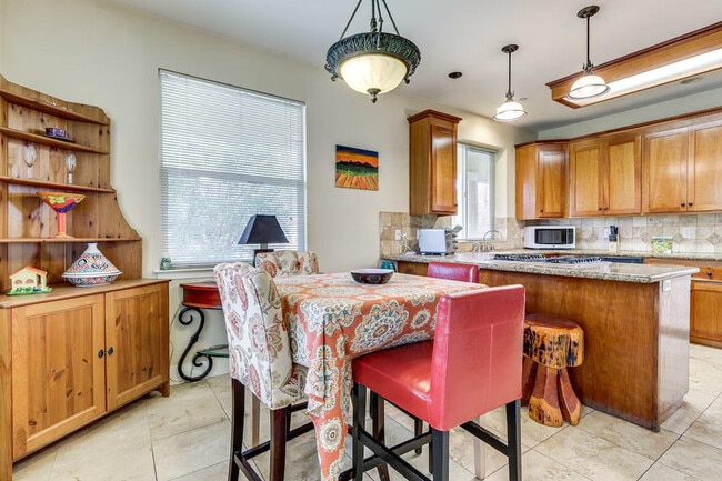 158 Sierra Pl in Sonoma, CA - Building Photo - Building Photo