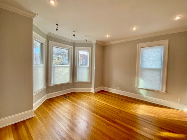 5 Gorham Ave, Unit 1 in Brookline, MA - Building Photo - Building Photo
