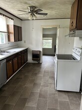 157 Highland Ave in Smiths Grove, KY - Building Photo - Building Photo