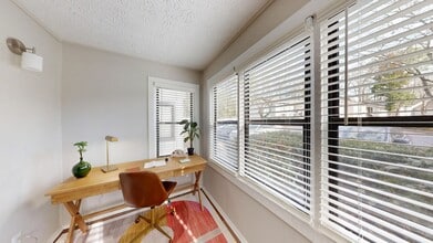 Rosemont at East Cobb Apartments in Marietta, GA - Foto de edificio - Building Photo