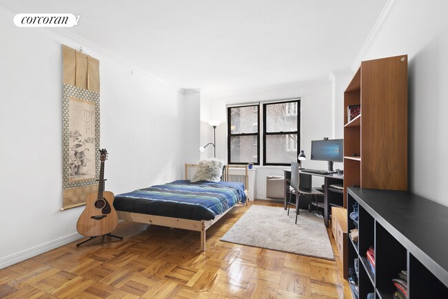 333 E 34th St in New York, NY - Building Photo - Building Photo