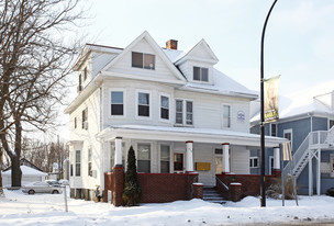 417 Washtenaw Apartments