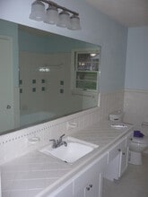 1321 Leeson Way in Bowling Green, KY - Foto de edificio - Building Photo