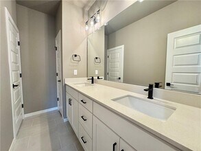 5900 SW Desert Ave in Bentonville, AR - Building Photo - Building Photo