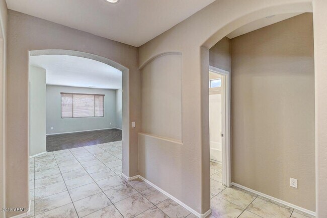4417 W Heyerdahl Dr in Phoenix, AZ - Foto de edificio - Building Photo