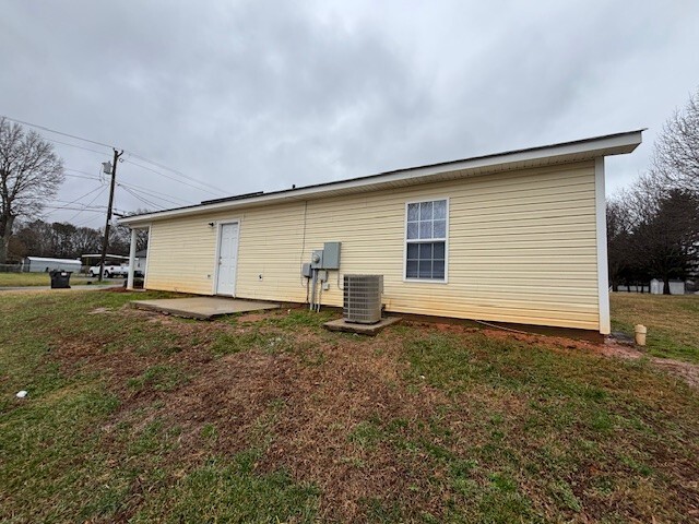 2709 Goble St in Gastonia, NC - Building Photo - Building Photo