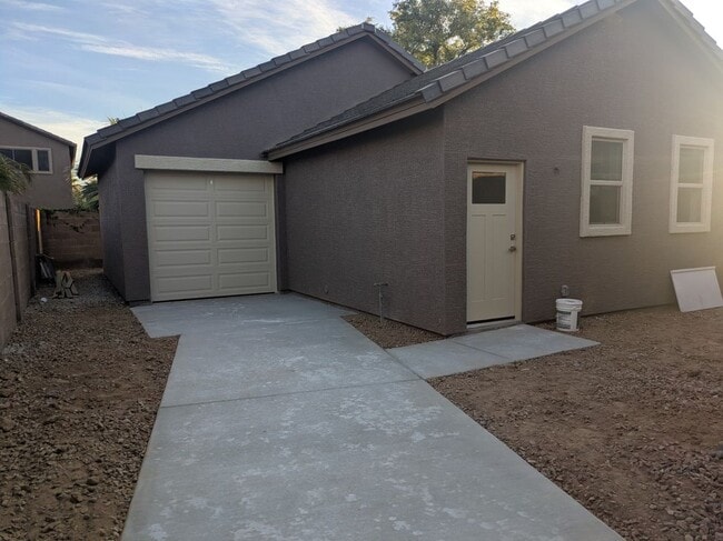 property at 14339 W Desert Hills Dr