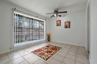 7510 Shadyvilla Ln in Houston, TX - Building Photo - Building Photo