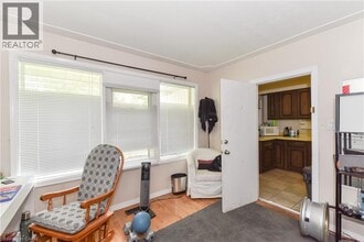 166 Elgin Crescent in Waterloo, ON - Building Photo - Building Photo