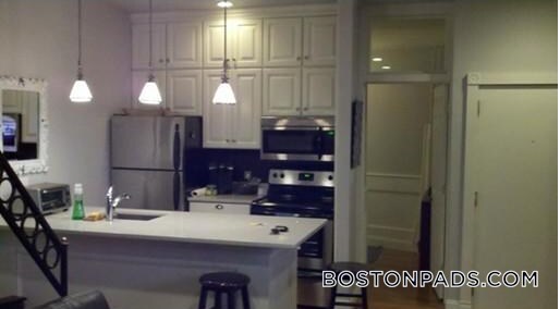 384 Commonwealth Avenue