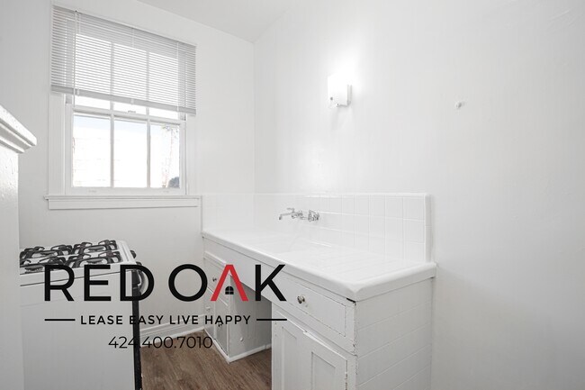 2505 W 6th St, Unit 502 in Los Angeles, CA - Foto de edificio - Building Photo