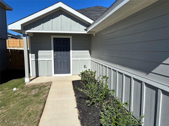 189 Bull Lake Cir in Buda, TX - Foto de edificio - Building Photo