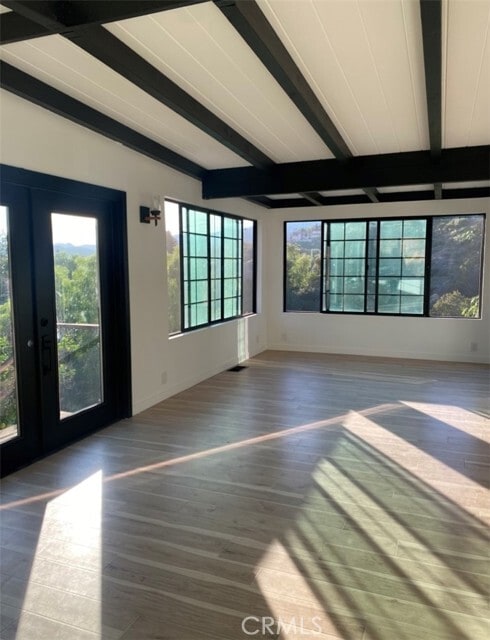 9552 Ventura Way in Chatsworth, CA - Building Photo - Building Photo