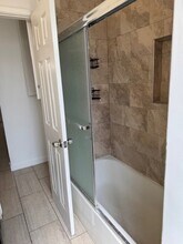 13401 Victory Blvd, Unit #1 in Van Nuys, CA - Building Photo - Building Photo