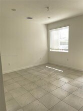 2435 SE 11th St in Homestead, FL - Building Photo - Building Photo