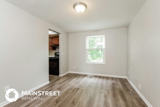 3176 March Terrace in Cincinnati, OH - Building Photo - Building Photo