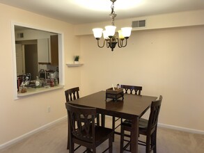 575 Roslaire Dr in Hummelstown, PA - Building Photo - Building Photo