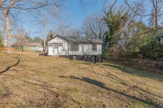 1317 W 4th St in Charlotte, NC - Foto de edificio - Building Photo