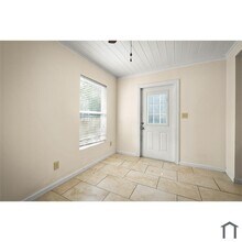 12716 Gillespie Ave in Jacksonville, FL - Building Photo - Building Photo