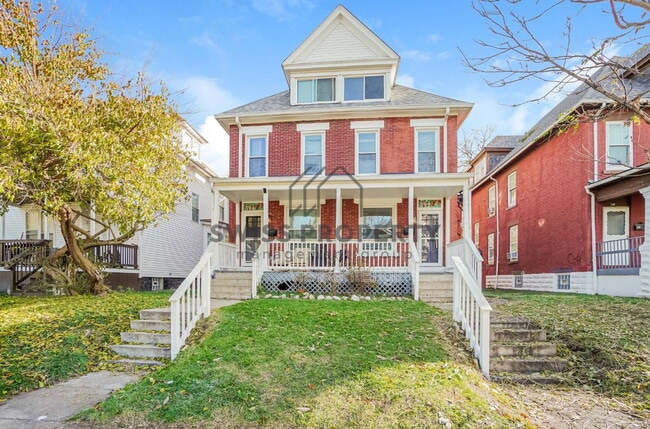 392 N Garfield Ave in Columbus, OH - Building Photo - Building Photo