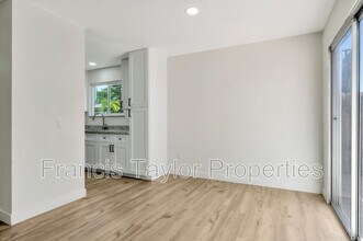 1535 S Maple St in Escondido, CA - Building Photo - Building Photo