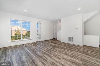 3252 Mateer Ln in Mechanicsburg, PA - Building Photo - Building Photo