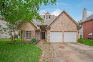 18914 Hikers Trail Dr in Humble, TX - Building Photo