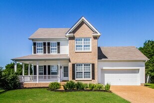2644 Hansford Dr in Thompson's Station, TN - Building Photo