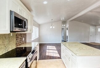 2115 Villa Dr in Elko, NV - Building Photo - Building Photo