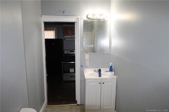 117 Caroline St in Bridgeport, CT - Building Photo - Building Photo