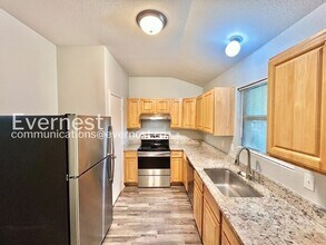 146 Creek Cove Dr in Dallas, TX - Building Photo - Building Photo