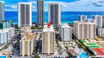 1833 S Ocean Dr in Hallandale Beach, FL - Building Photo
