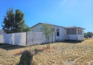 3280 W Yavapai Pl in Benson, AZ - Building Photo - Building Photo
