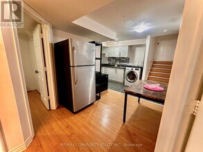 54 Emcarr Dr in Toronto, ON - Building Photo - Building Photo