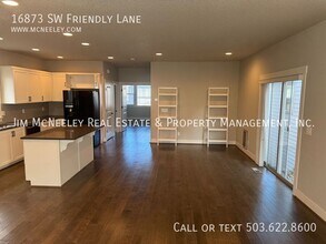 16873 SW Friendly Ln in Beaverton, OR - Building Photo - Building Photo