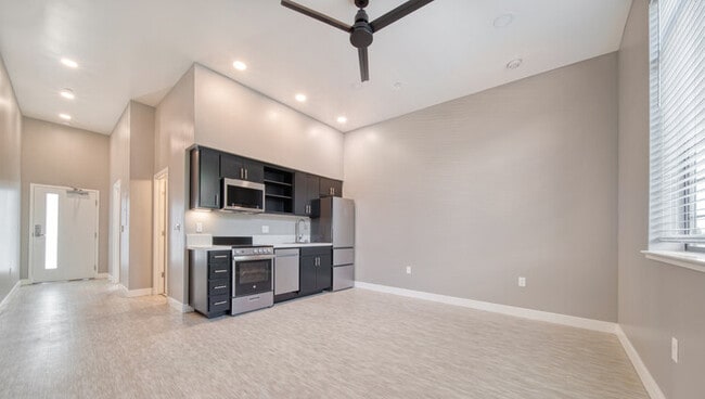 2267 Springfield Dr, Unit #204