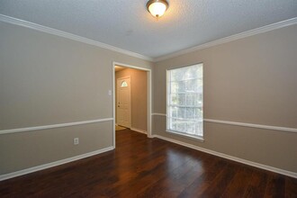 1831 Willow Point Dr in Houston, TX - Building Photo - Building Photo