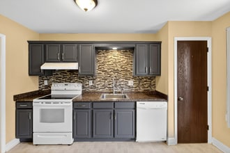 5403 Doral Dr in Wilmington, DE - Building Photo - Building Photo