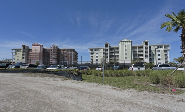 Riverwalk Condos Coronado Island in New Smyrna Beach, FL - Building Photo - Building Photo