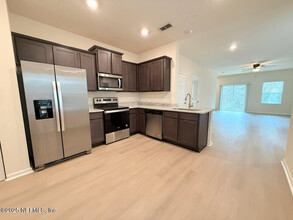 59 Scotch Pebble Dr in Jacksonville, FL - Building Photo - Building Photo