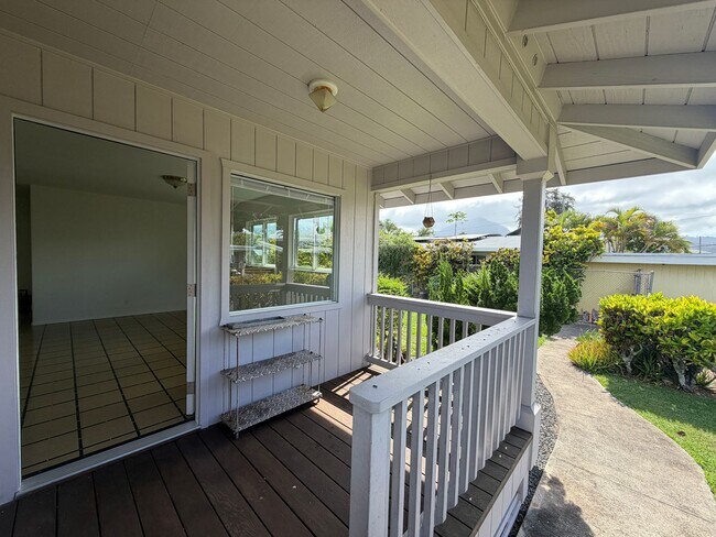 517 Kaulani Way in Kailua, HI - Building Photo - Building Photo
