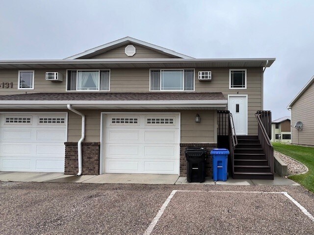 4131 Winfield St in Rapid City, SD - Building Photo