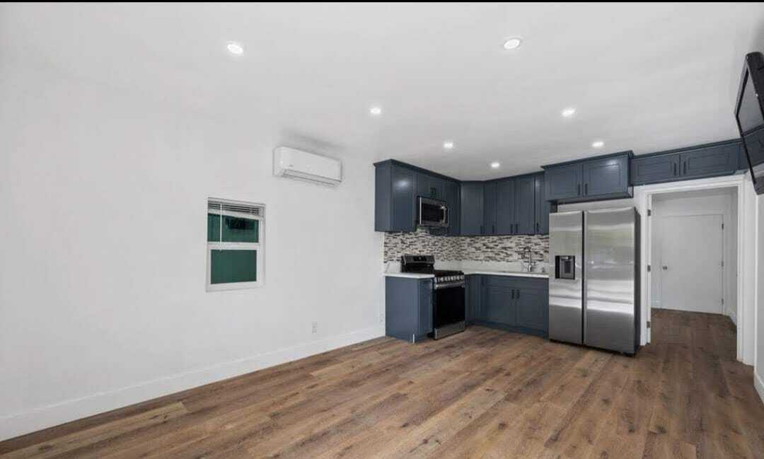 14123 Califa St in Van Nuys, CA - Building Photo