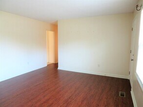 4806 Greenway Ave in Wilmington, NC - Building Photo - Building Photo