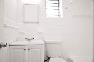 2306 Fillmore St, Unit #7 in Hollywood, FL - Foto de edificio - Building Photo