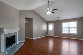 90 Allen Oaks Way in Covington, GA - Building Photo - Building Photo