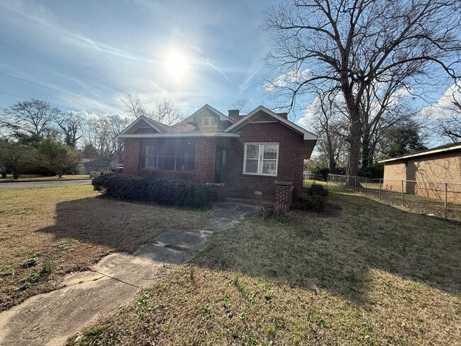 property at 229 S 8th St